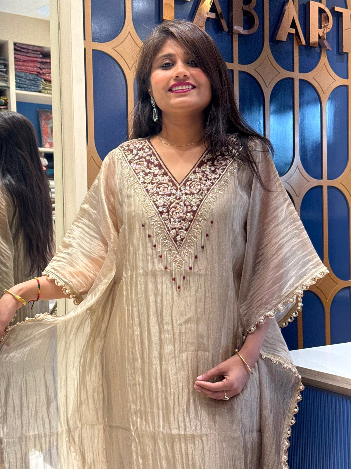 Jenelia Kaftan: 295