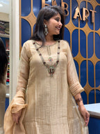 Necklace Dress: 224