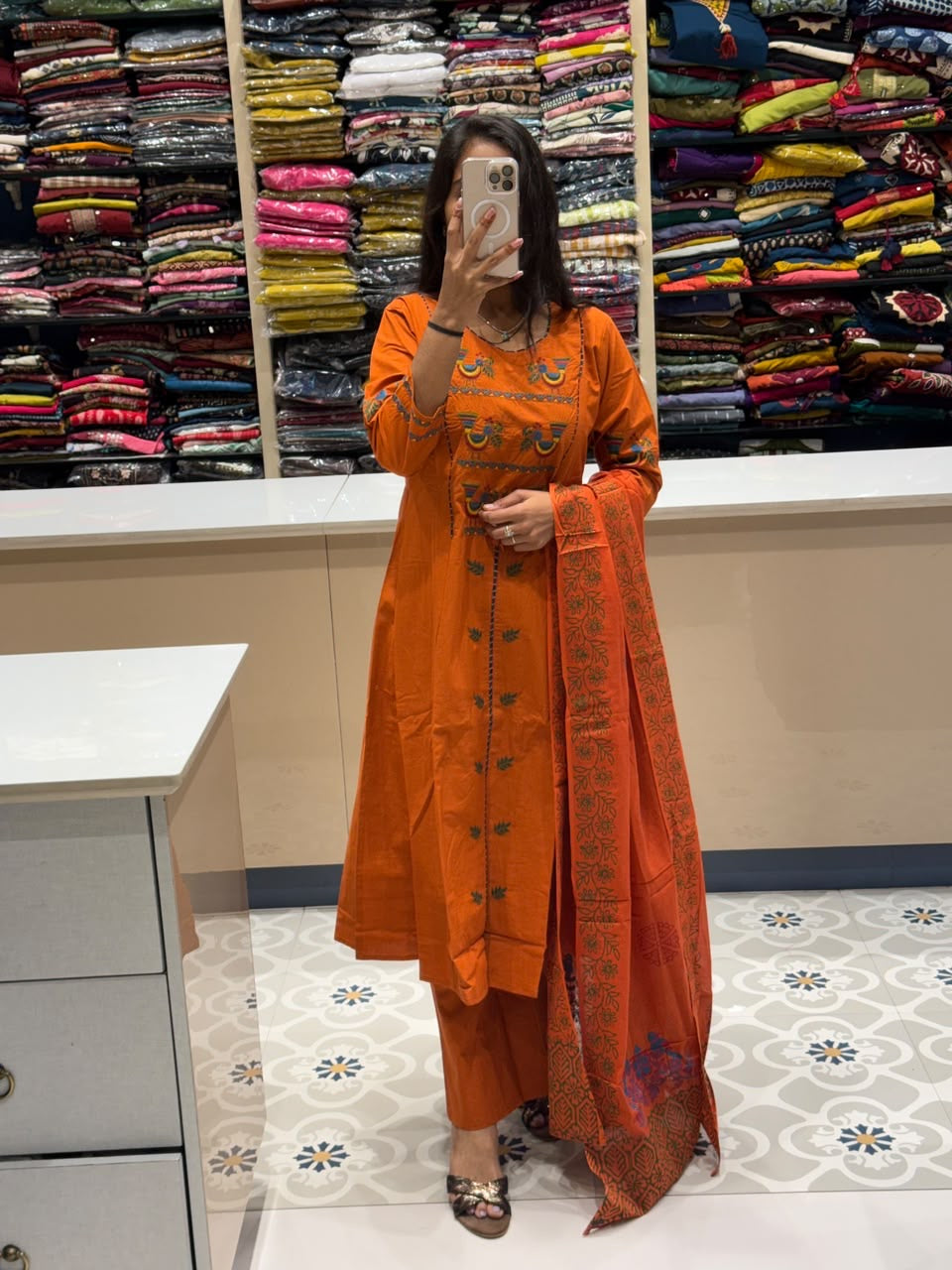 Ishani Duppata Set: 346