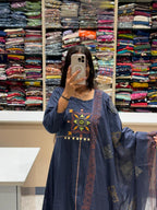 Kutchhi handwork: 270