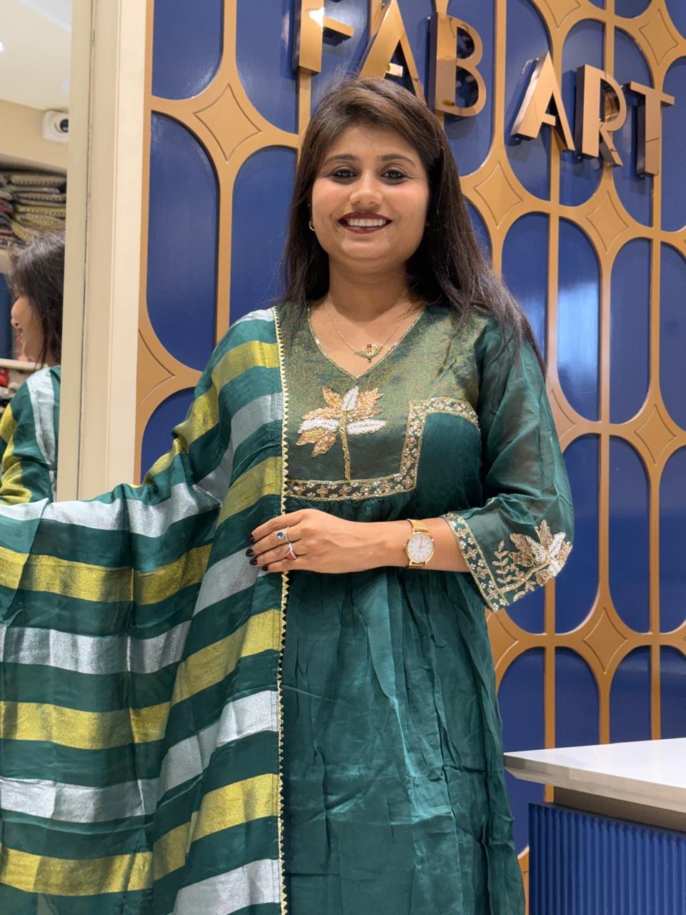 Green Handwork Suit: 264