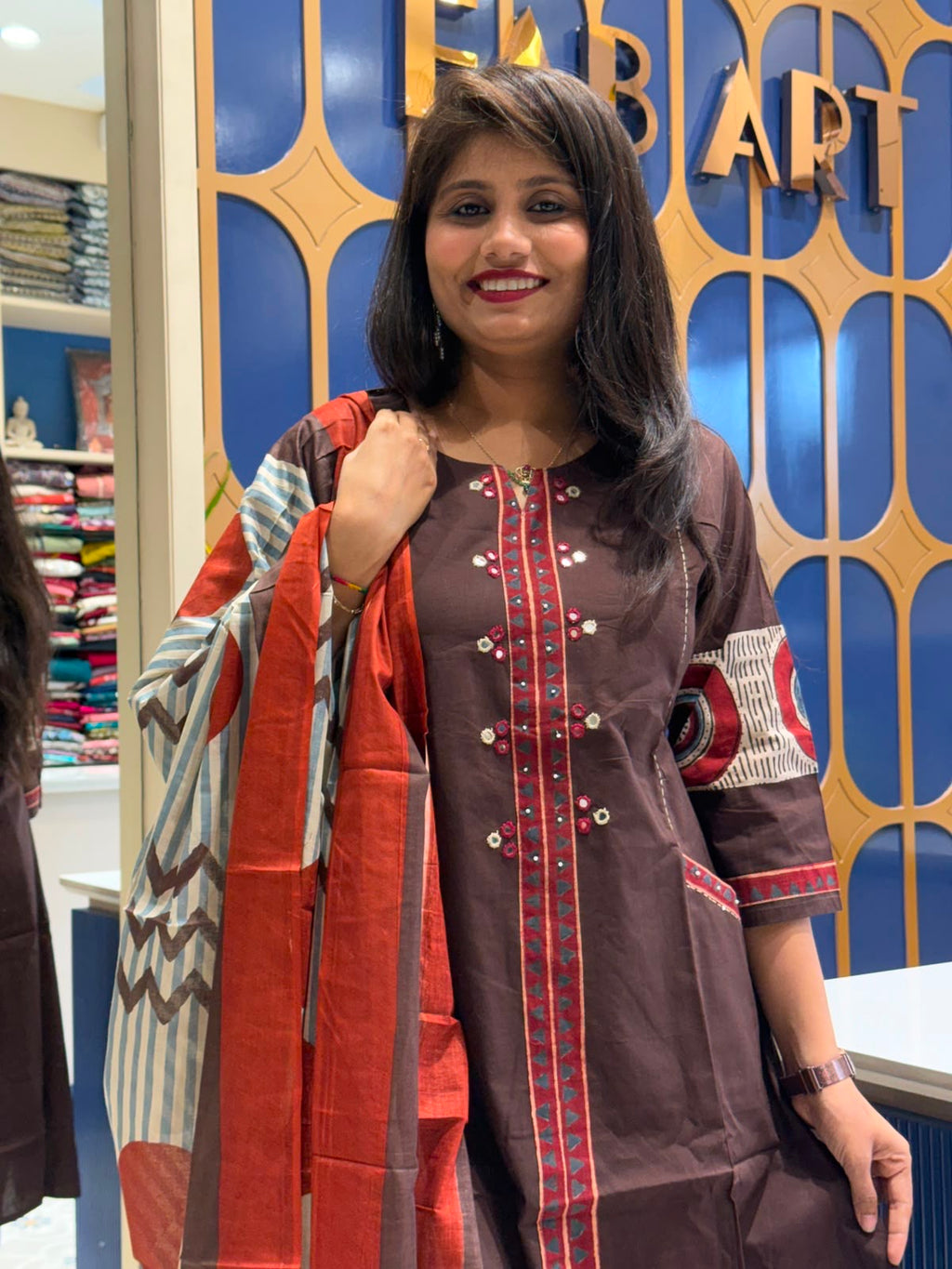Contact Dupatta Set: 291