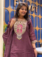 Radhika Pure Banarasi Mul Chanderi: 180