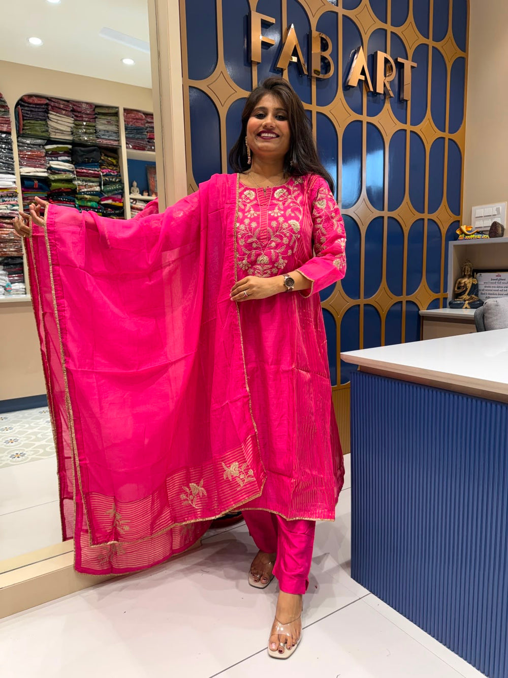 Pink Sleeves Work: 262
