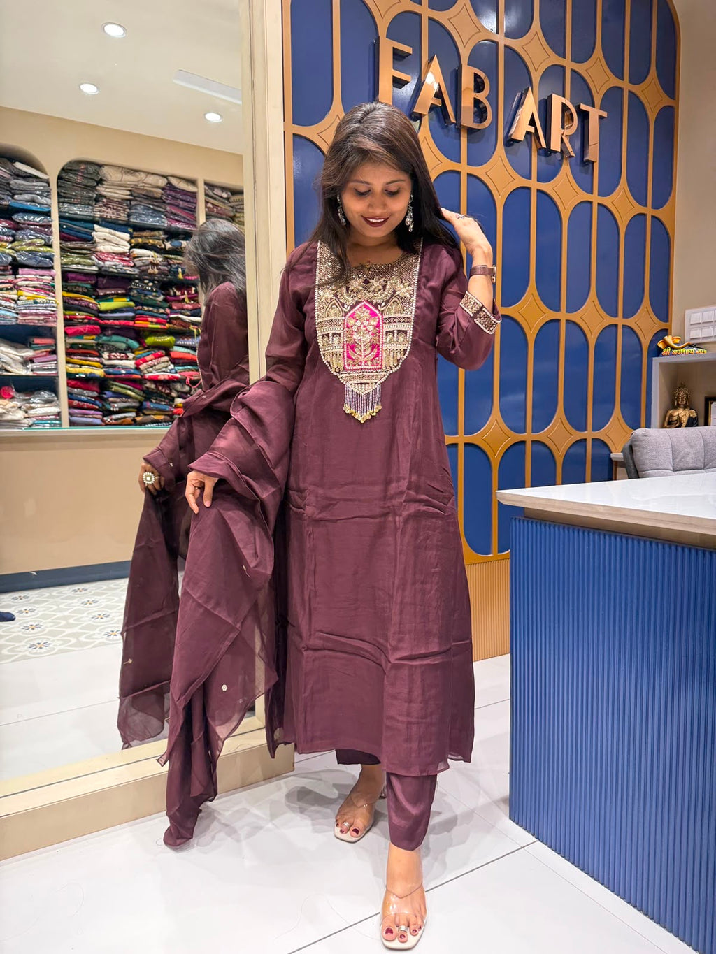 Radhika Pure Banarasi Mul Chanderi: 180