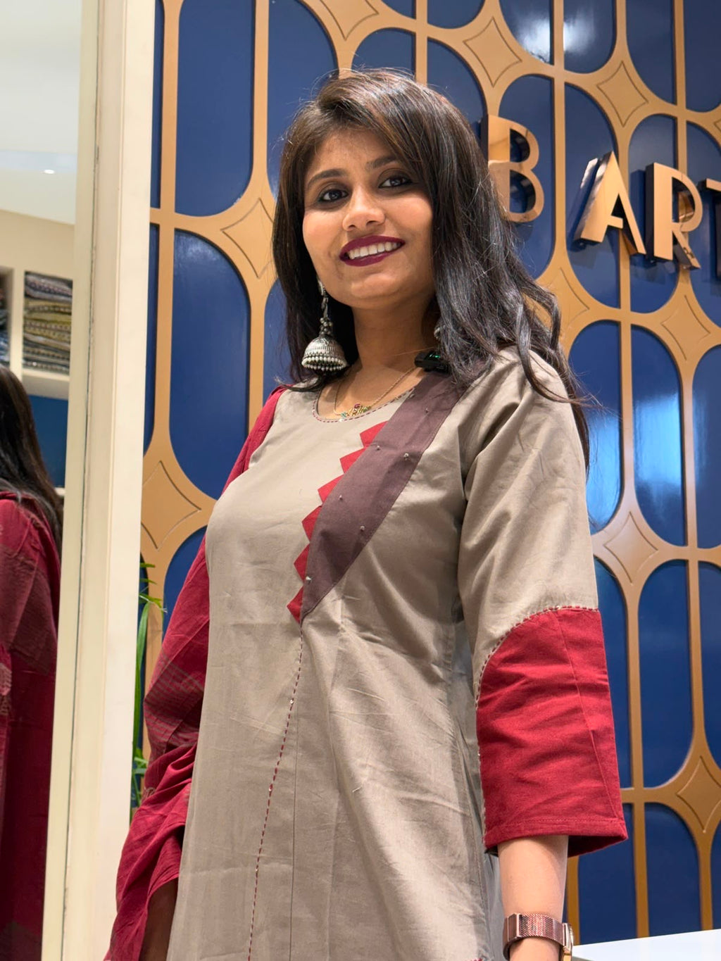 Vihaana Duppata Dress: 209