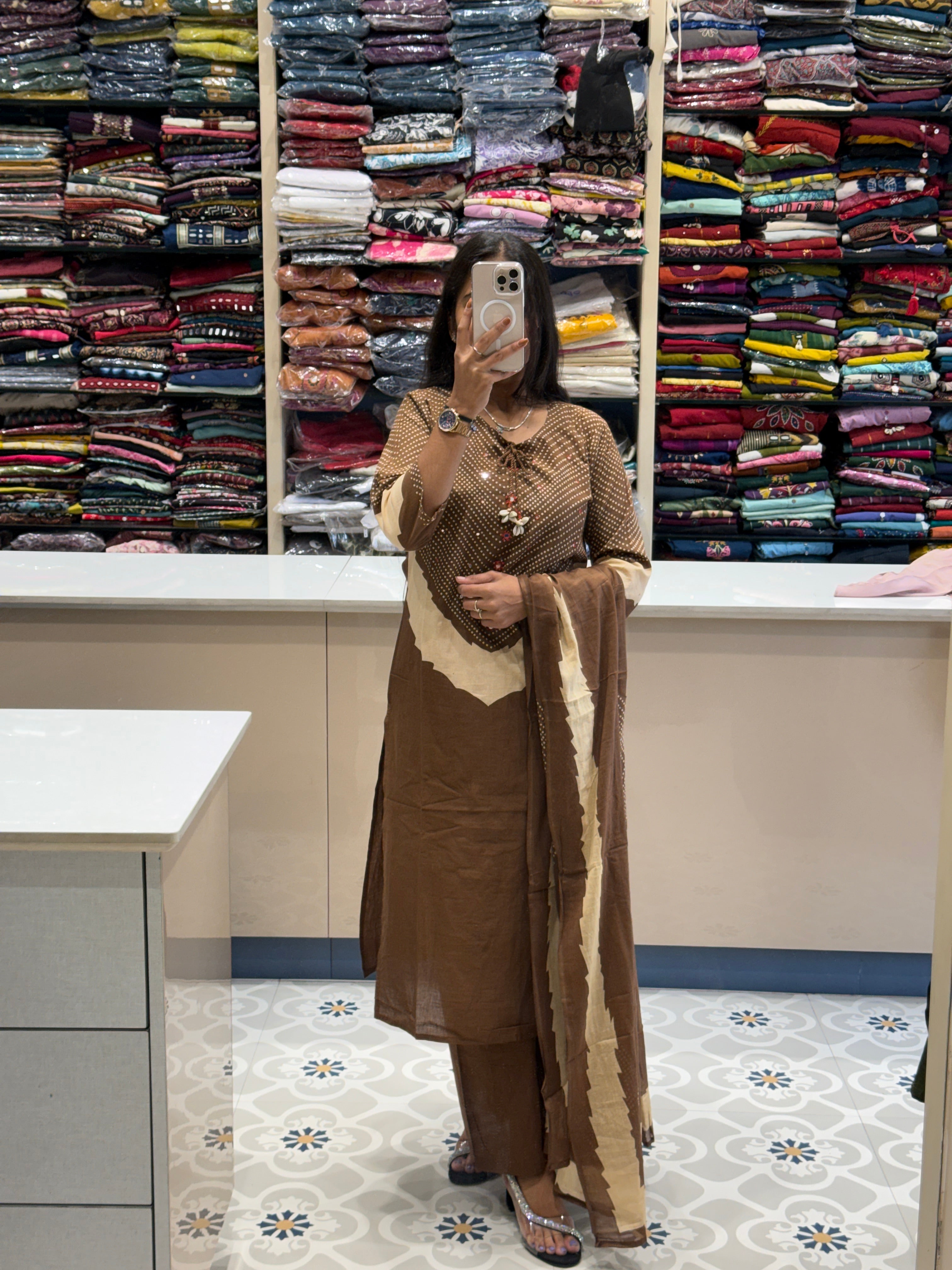 Badhani Dress: 145