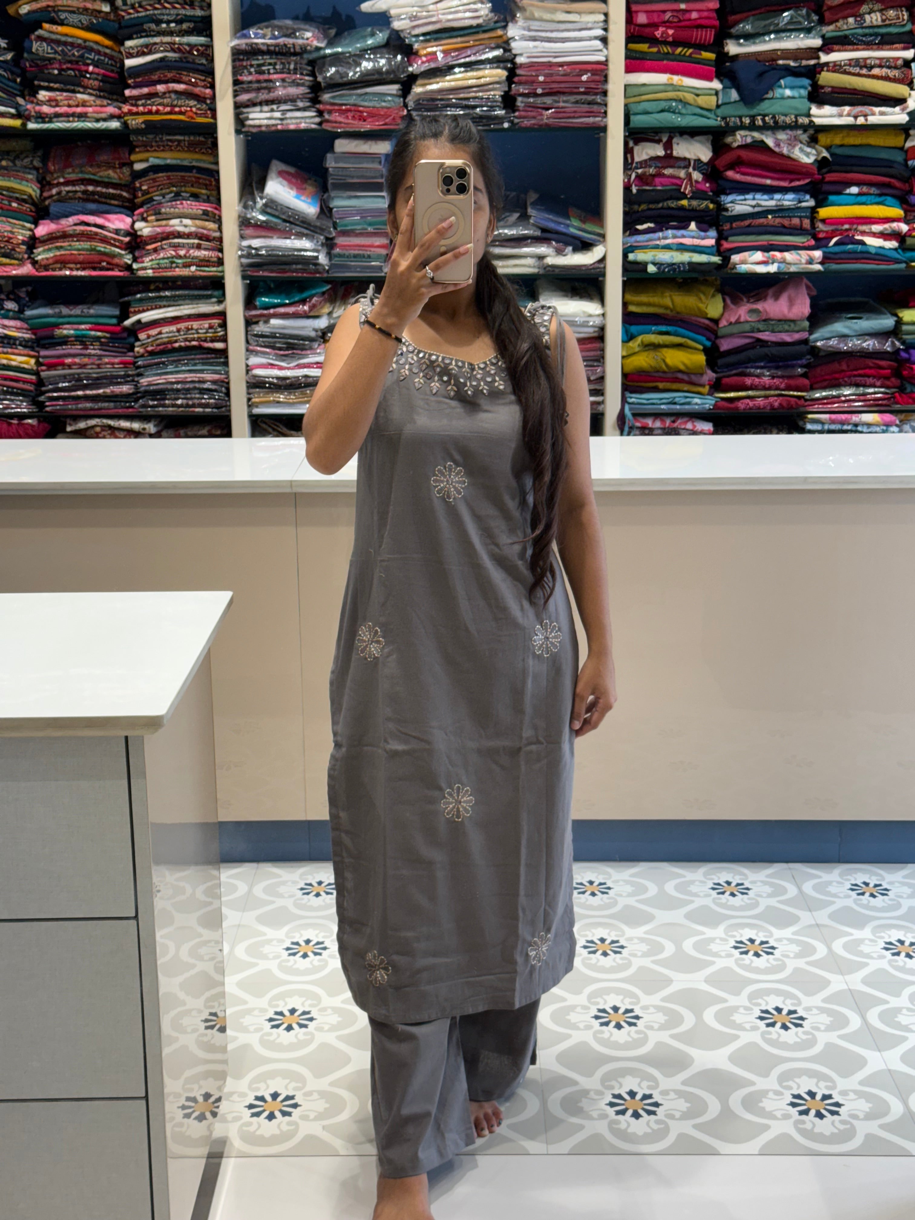 Sleeveless Pant Pair: 0006