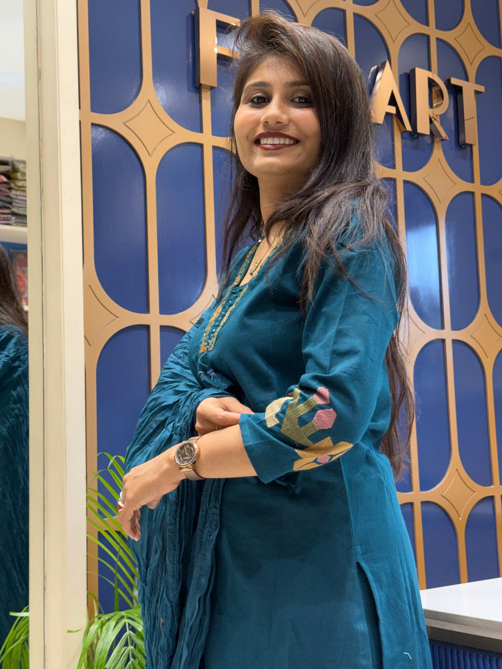 Shrushti Duppata Dress: 174