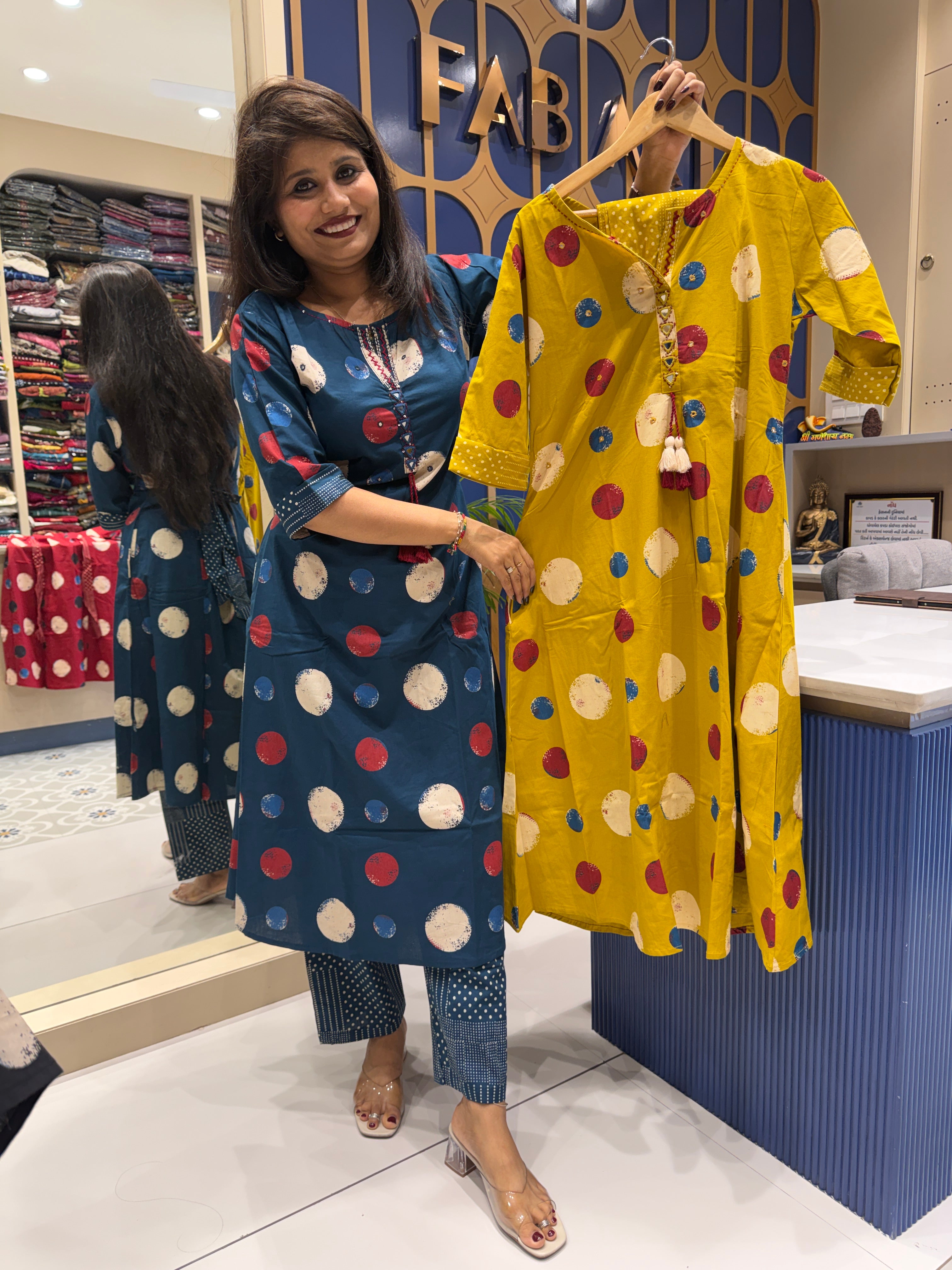 Priya Polka Dot: 170