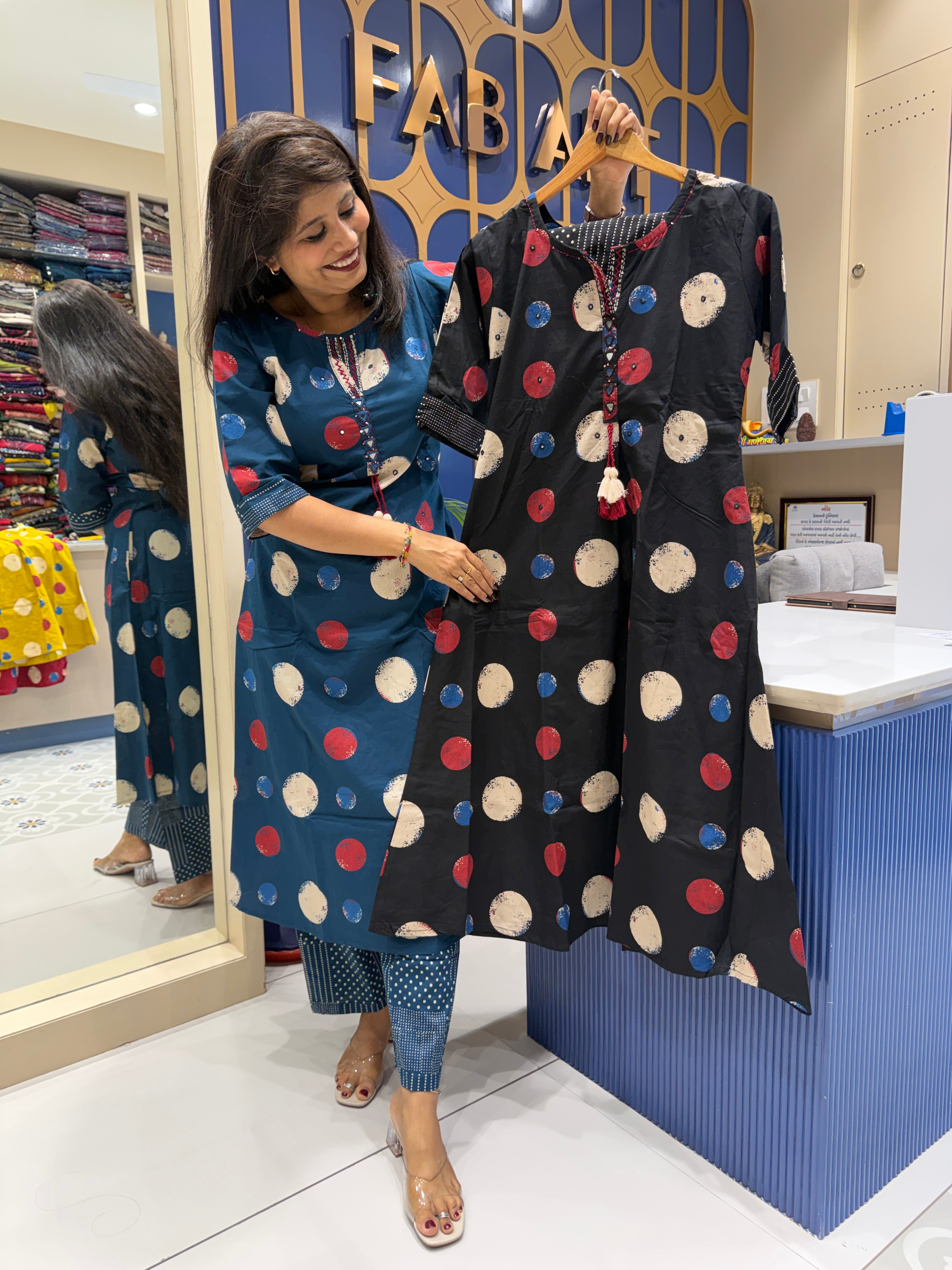 Priya Polka Dot: 170