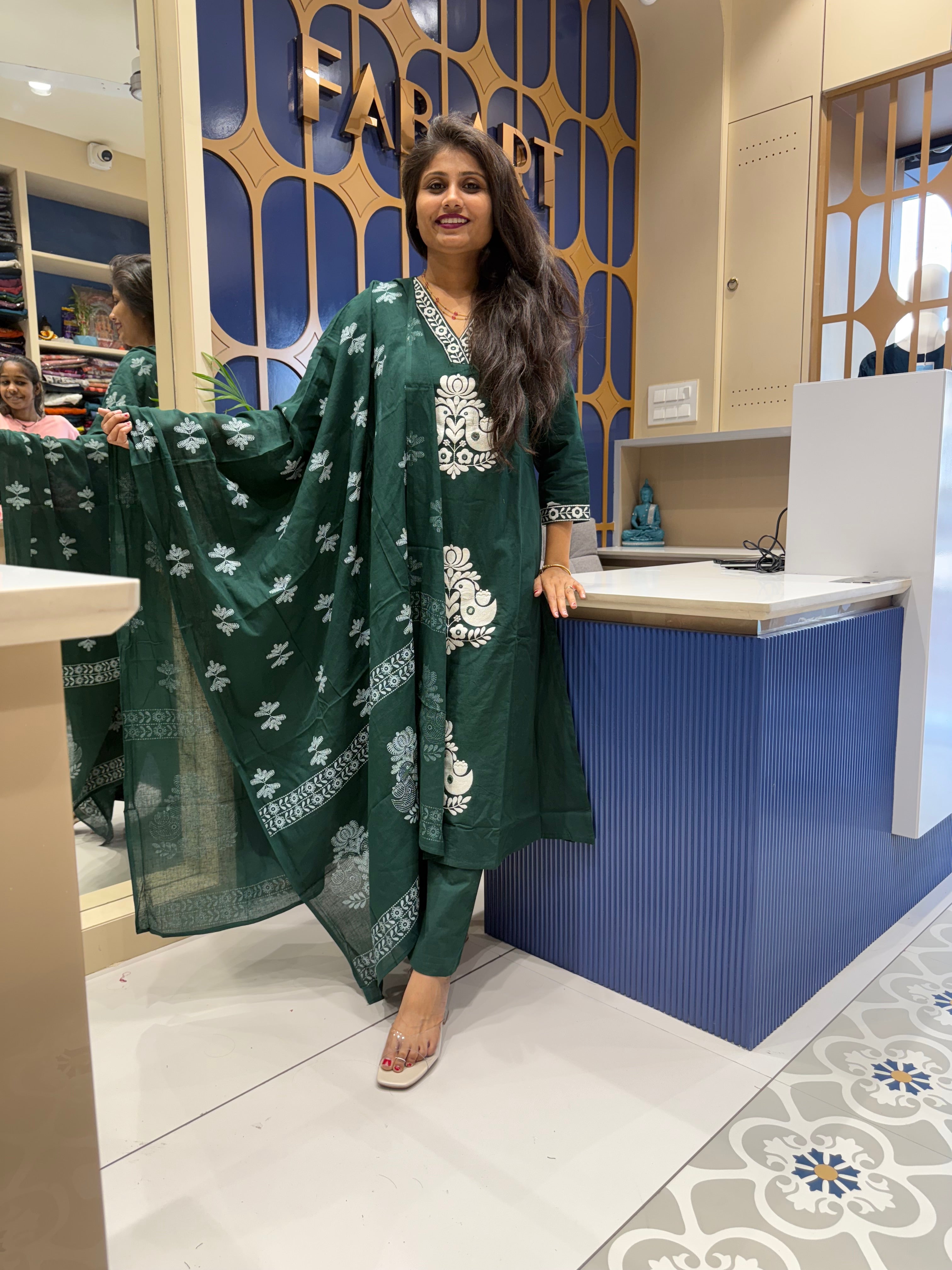 A Line Bird Dress: 0013