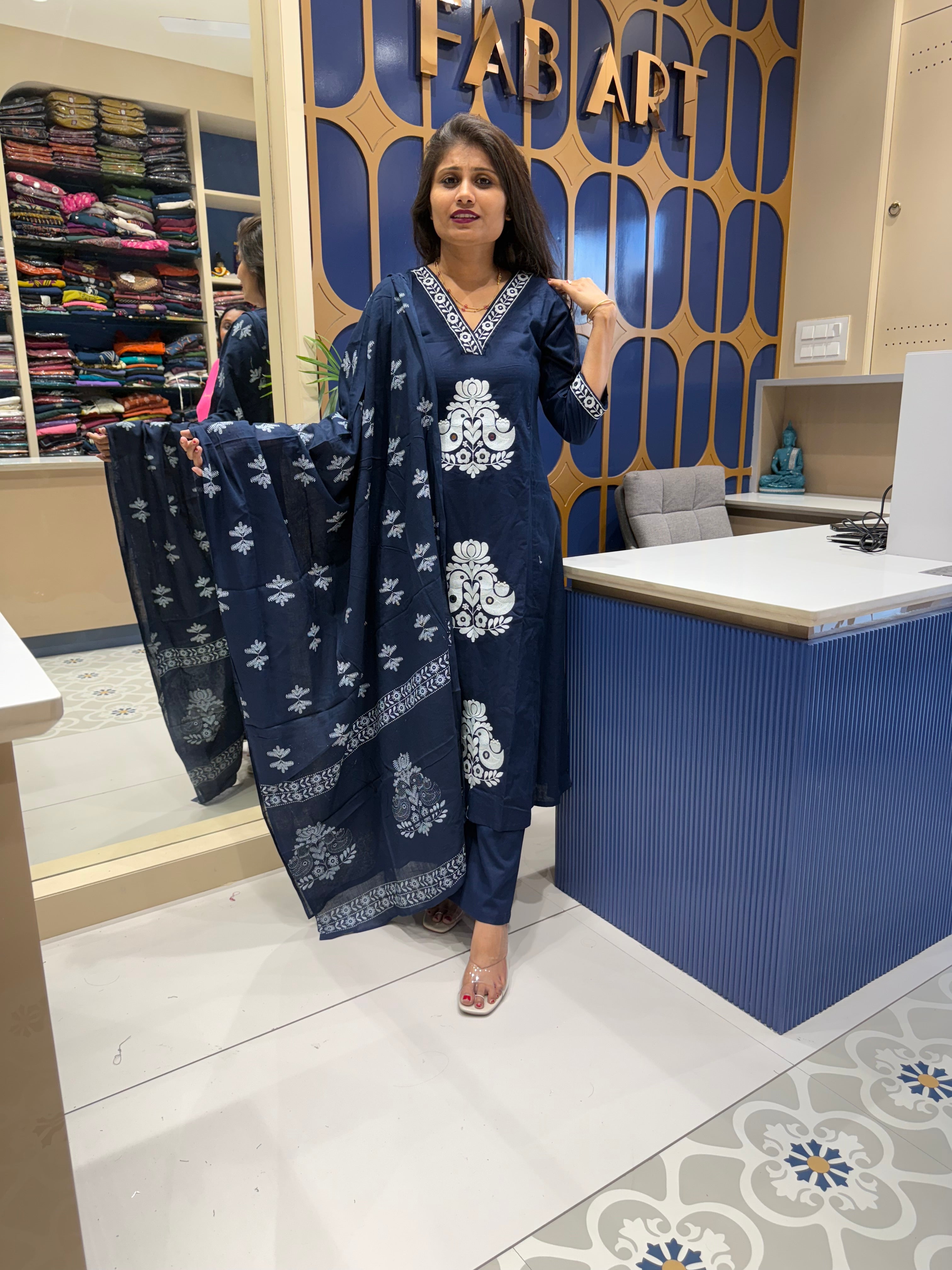 A Line Bird Dress: 0013