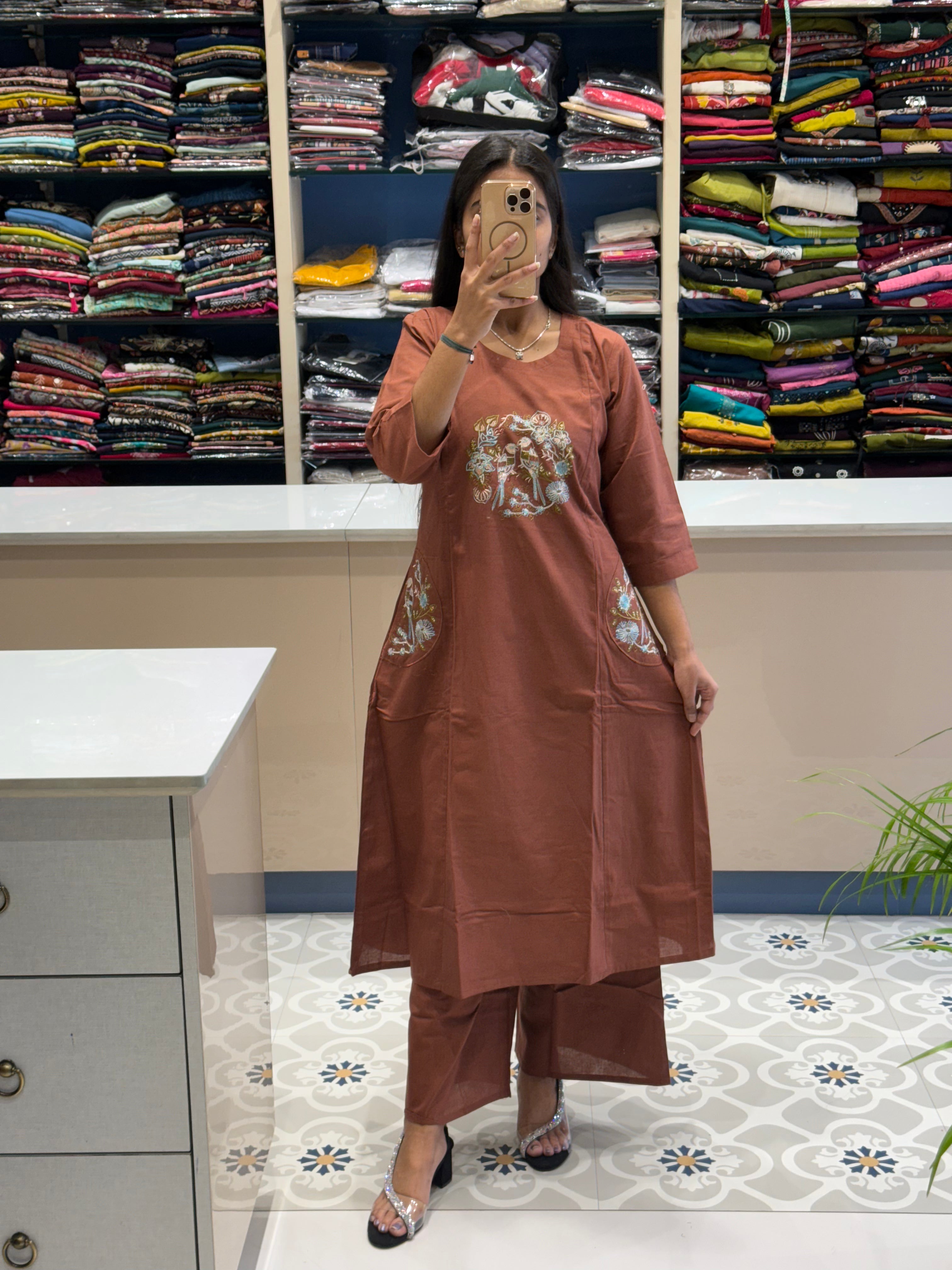 Designer Two Piece: 0025