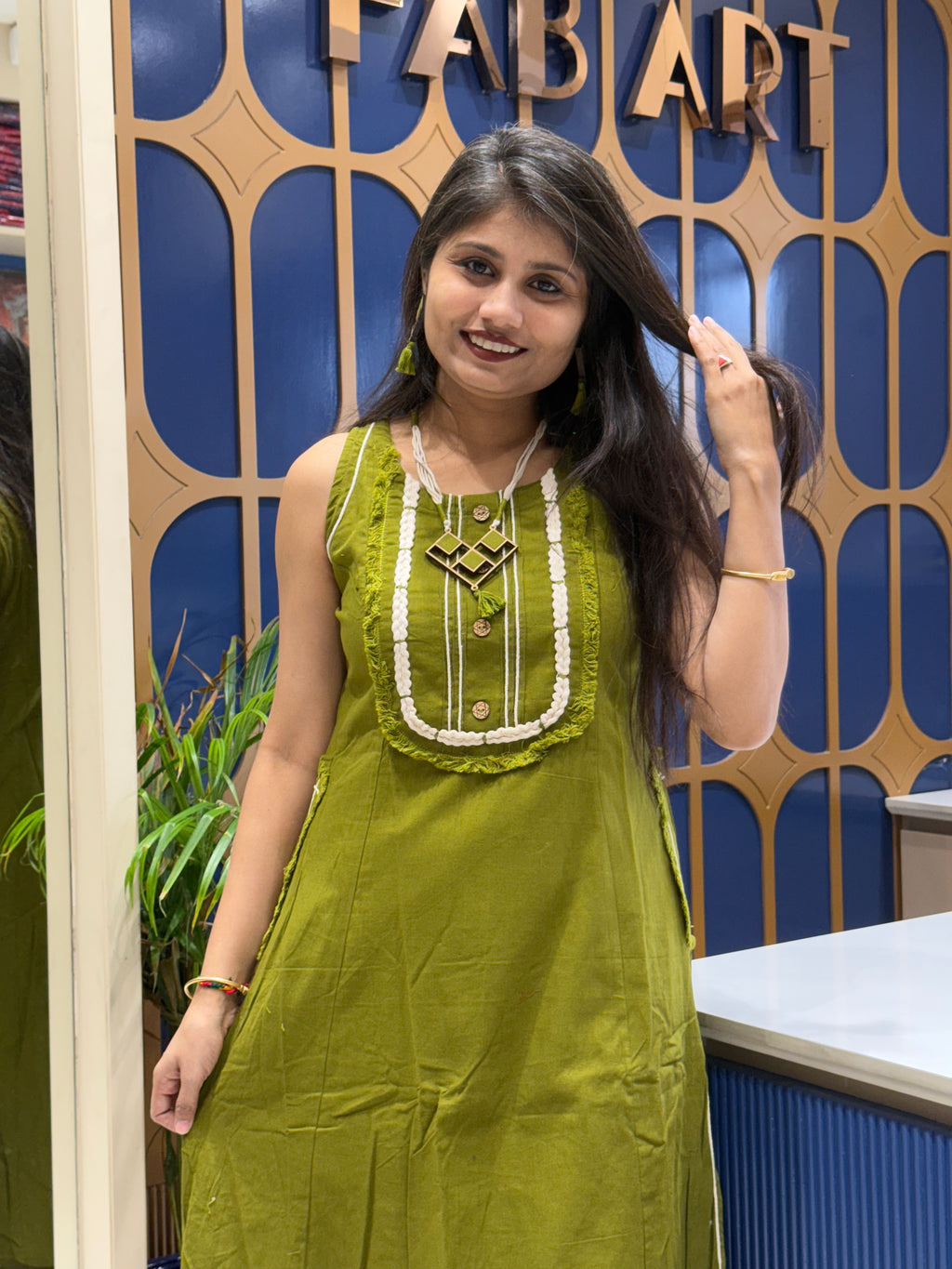 Designer Pant Pair with Necklace: 0031