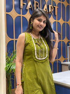 Designer Pant Pair with Necklace: 0031