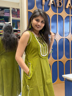 Designer Pant Pair with Necklace: 0031