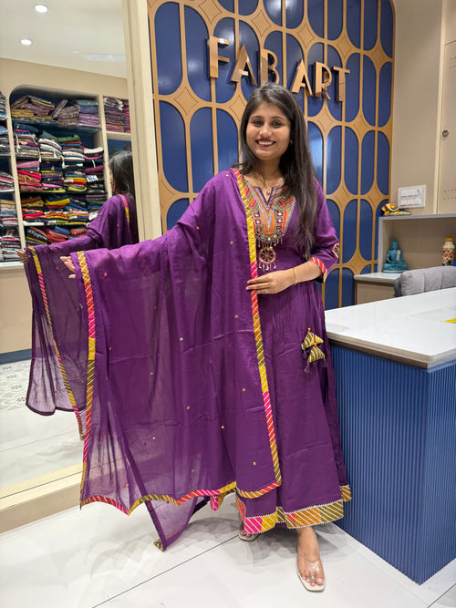 Anarkali Dress: 0032