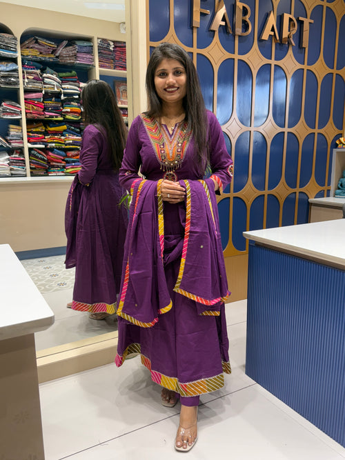 Anarkali Dress: 0032