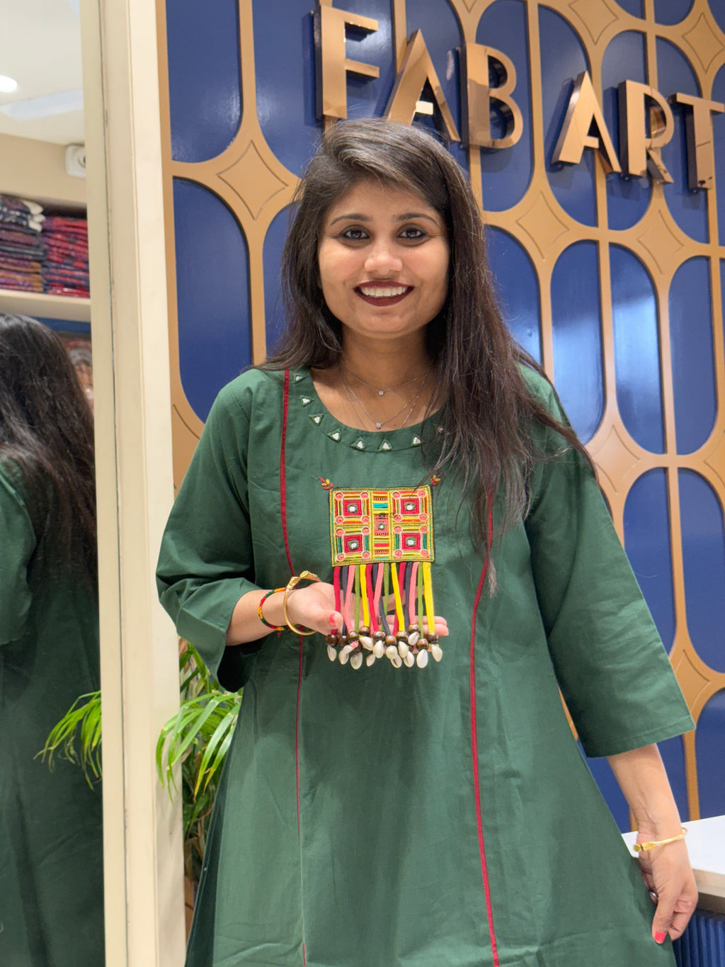 Kachi Work Two Piece: 0043