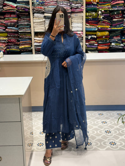 Pocket Work Three Piece: 0072