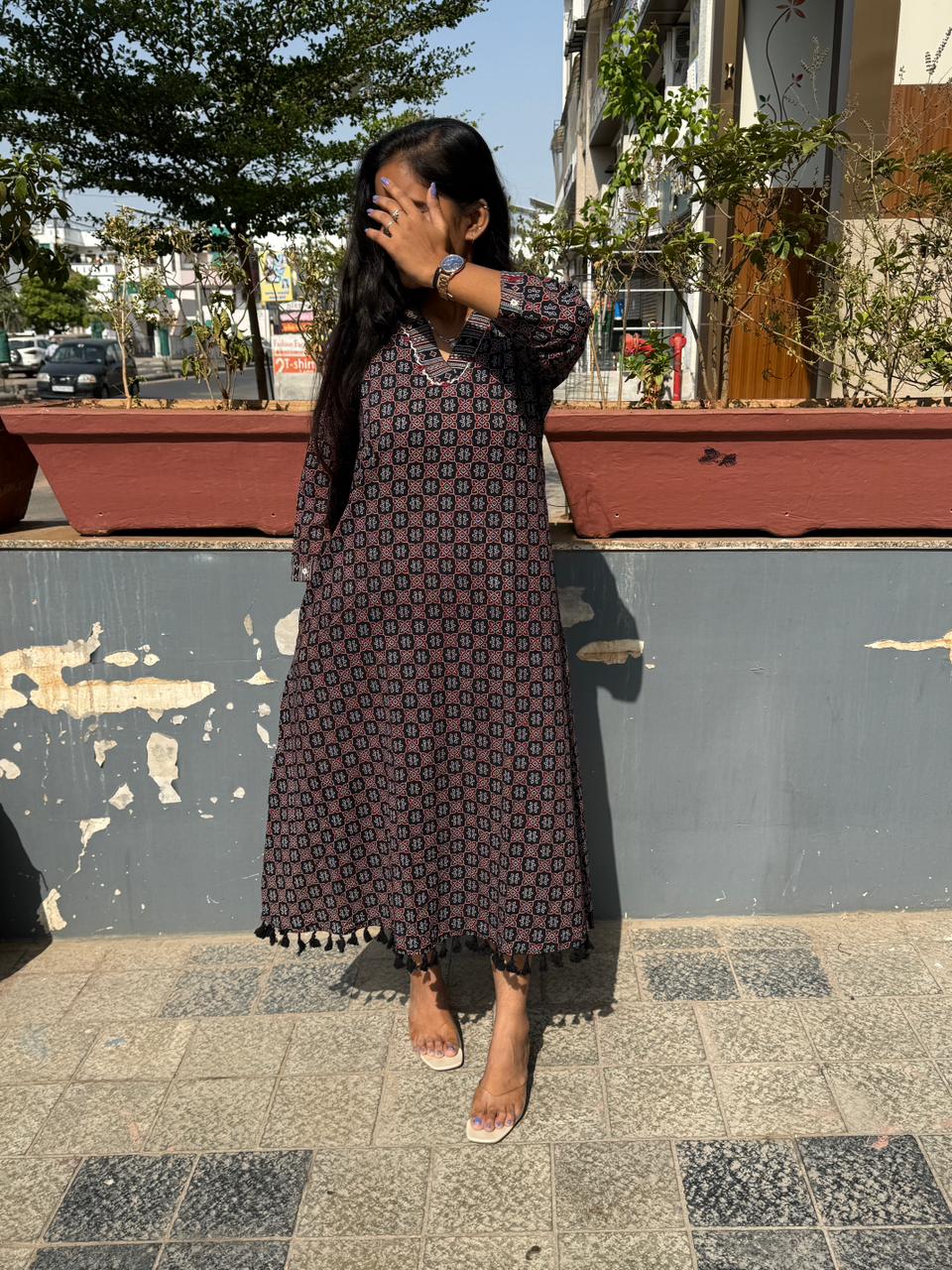 Ajarakh Midi: 0114