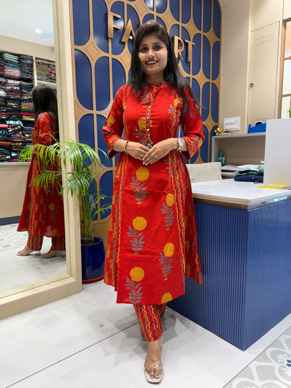 Floral  Two-Piece: 0115