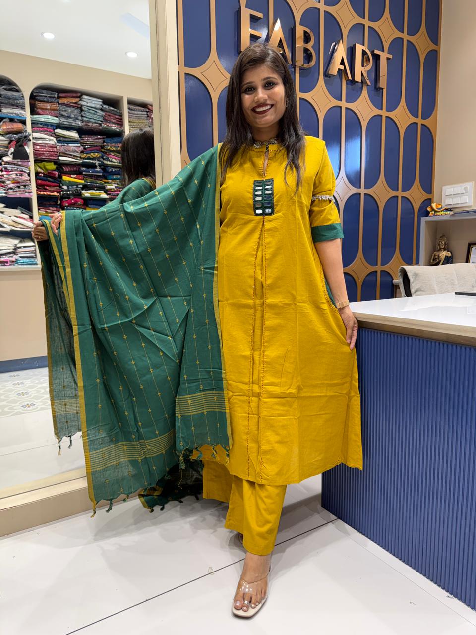 Pure Handloom Luxury: 0118