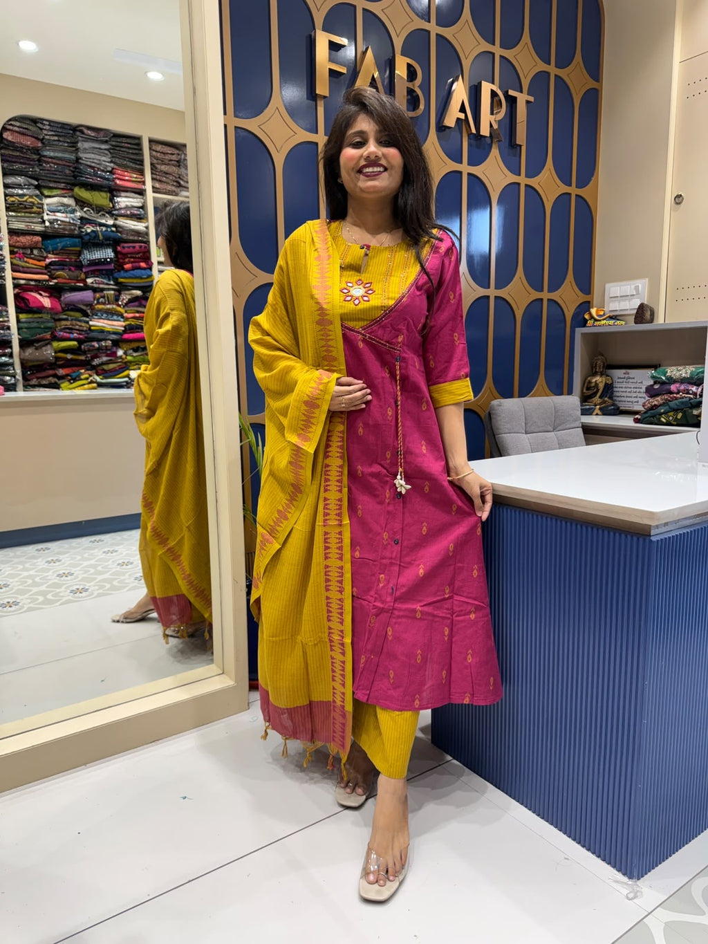 Radhika Pair: 429