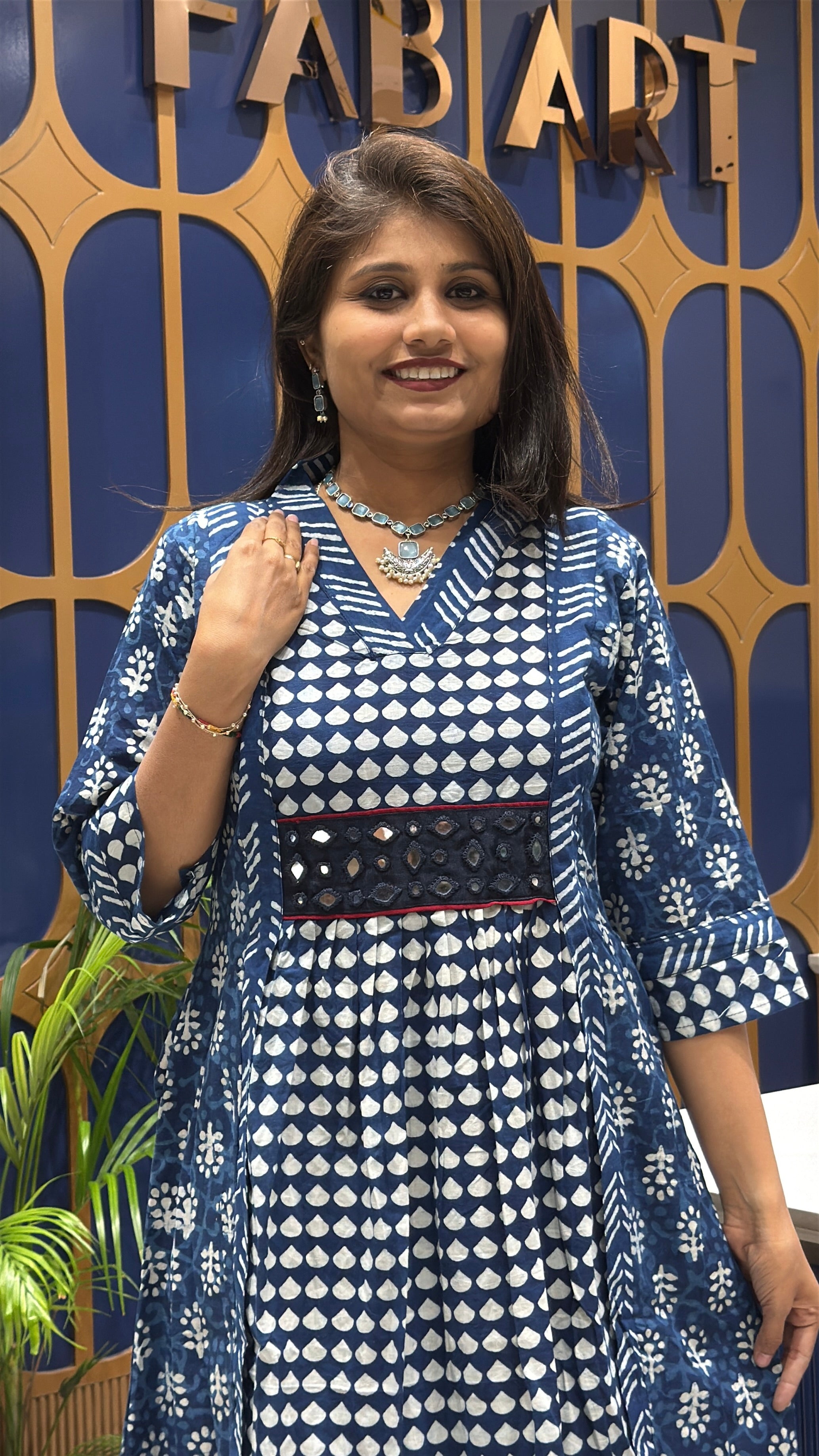 Indigo Set: 158