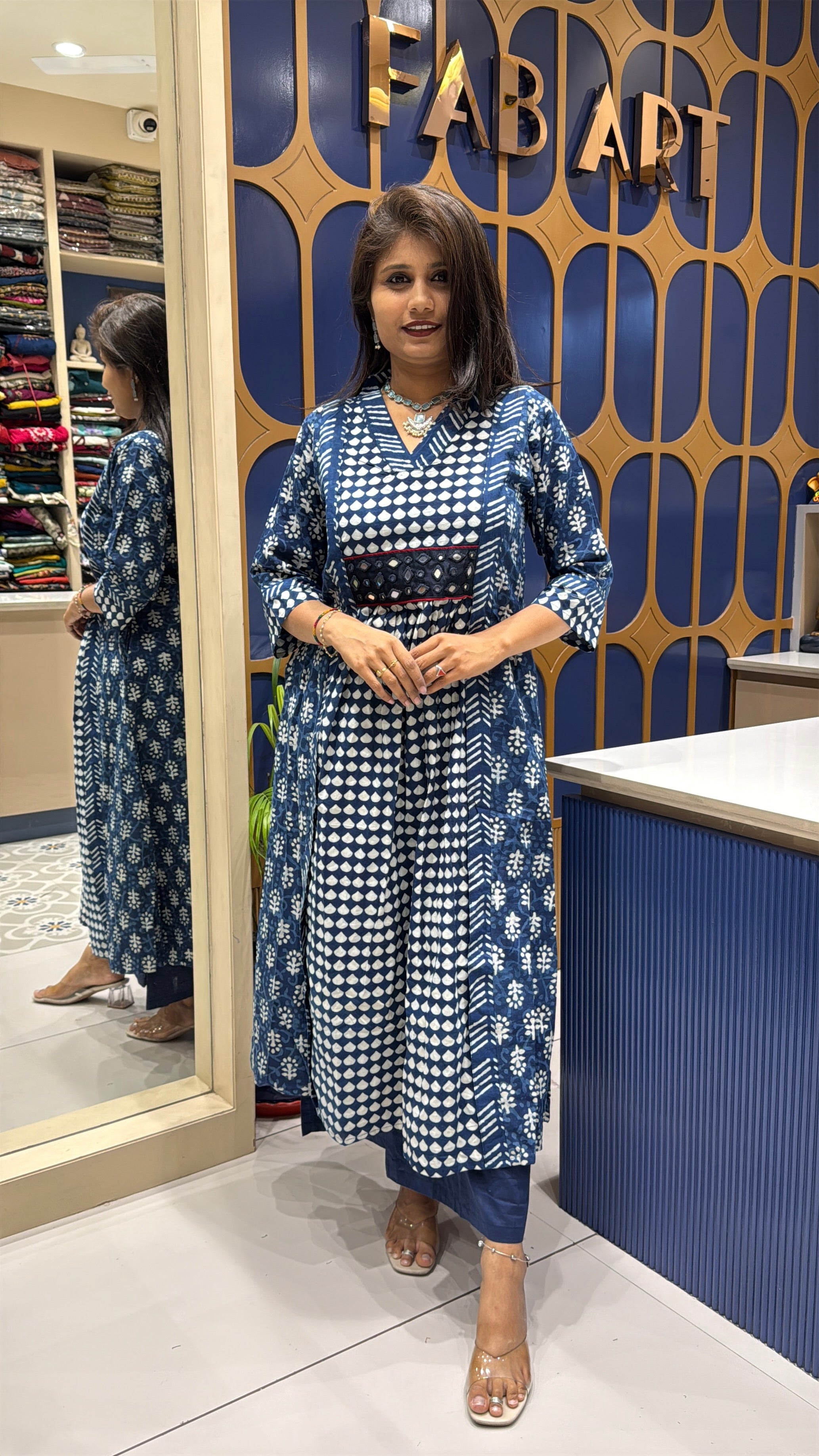 Indigo Set: 158