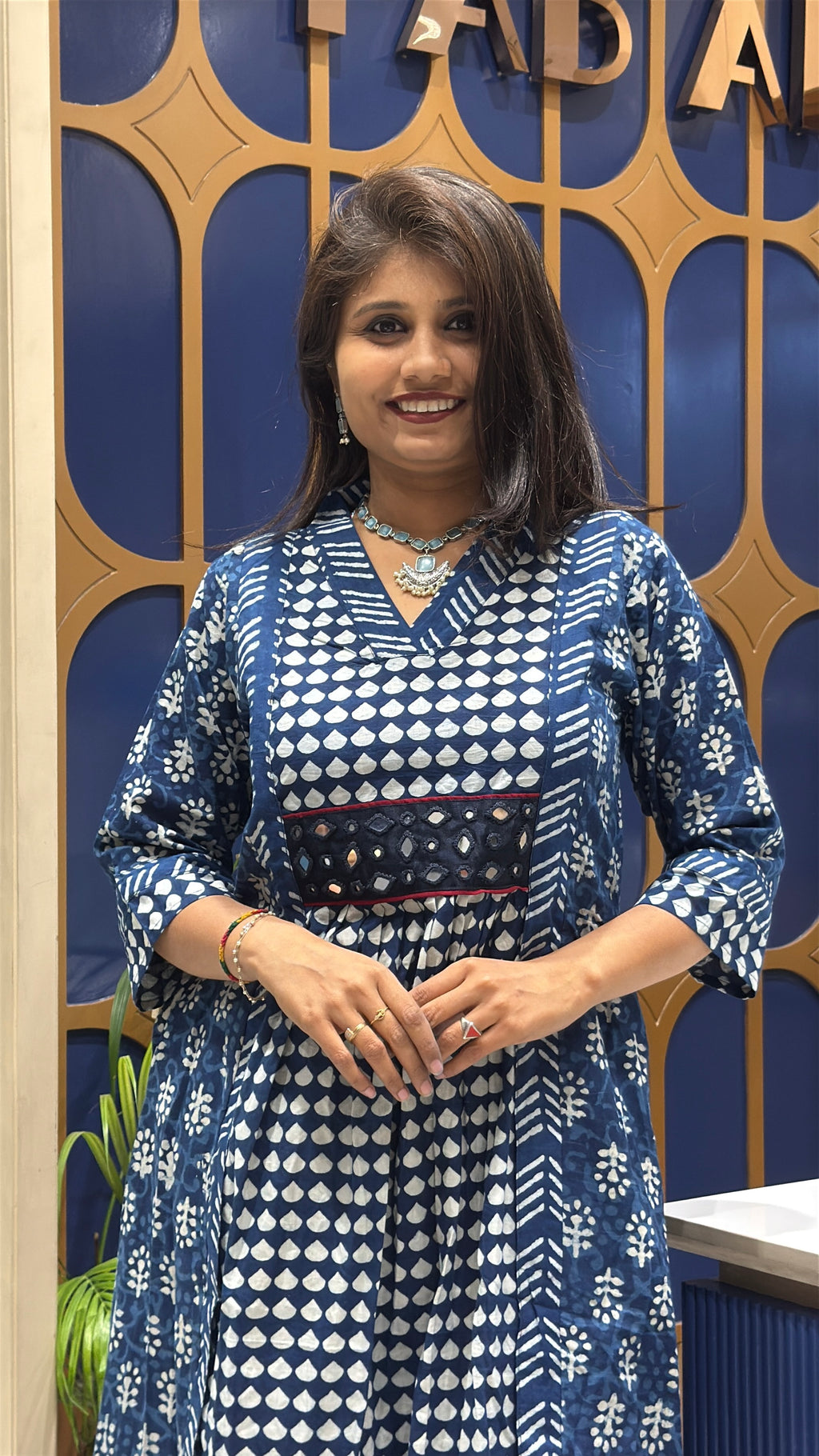 Indigo Set: 158